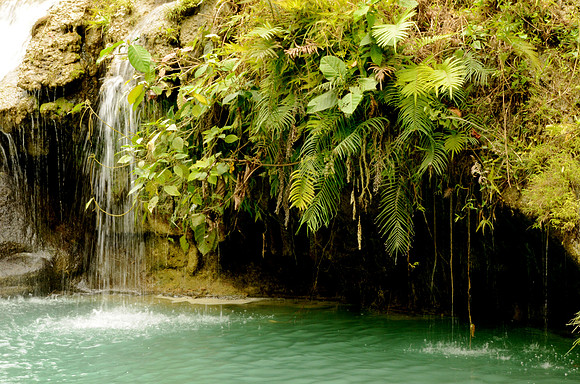 Cambugahay Falls, Siquijor