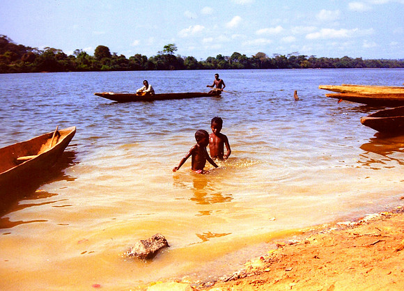 Oubangui River - Central African Republic /Zaire Border