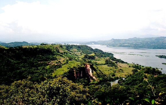 Lago De Suchitlán